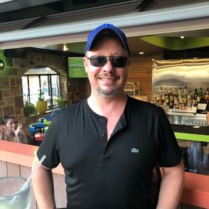 Meet your Posher, Brett